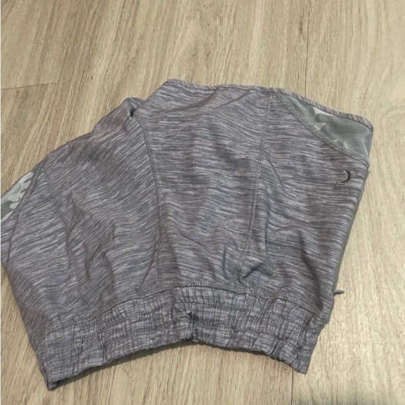 ZYIA Gray Athletic Shorts - Picture 3 of 4